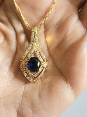 New 18K Gold Plated Oval Cut Blue Sapphire Diamond Necklace Pendant And Chain